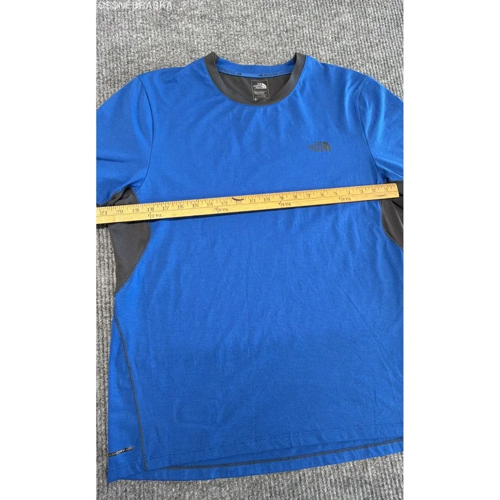The North Face Men's Mountain Athletics Blue FlashDry-XD Training T-Shirt Sz L